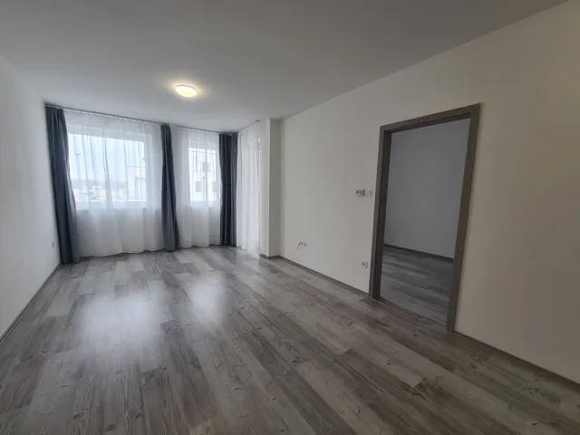 Kiadó lakás Győr, Szitásdomb 48 nm