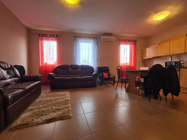 Kiadó lakás Győr, Újváros 50 nm