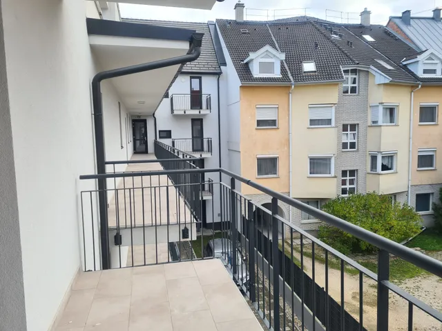 Kiadó lakás Győr, Révfalu, Dózsa rkp. 62 nm