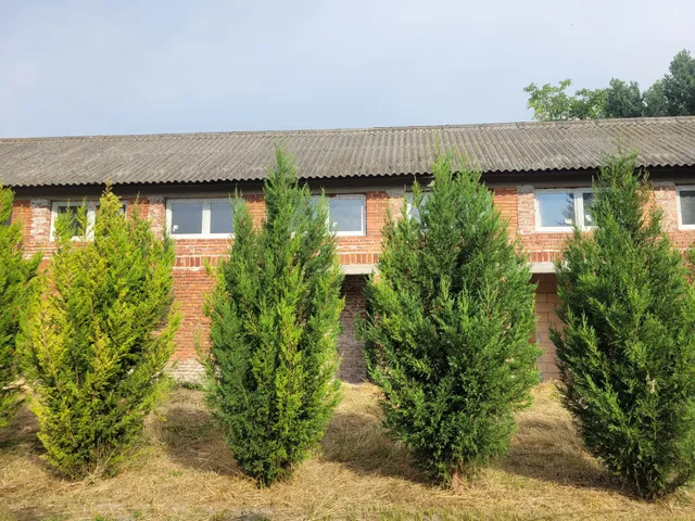 Eladó ház Abda, Bécsi út  350 nm