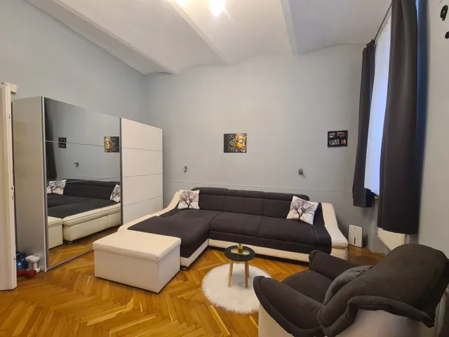 Eladó lakás Győr, Belváros, Apáca 67 nm