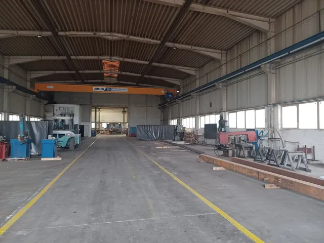 Kiadó kereskedelmi és ipari ingatlan Mosonmagyaróvár, Ipartelep 1000 nm