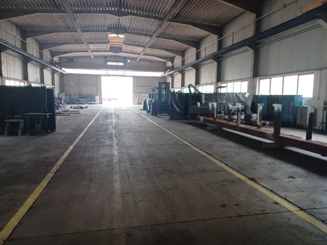 Kiadó kereskedelmi és ipari ingatlan Mosonmagyaróvár, Ipartelep 4000 nm