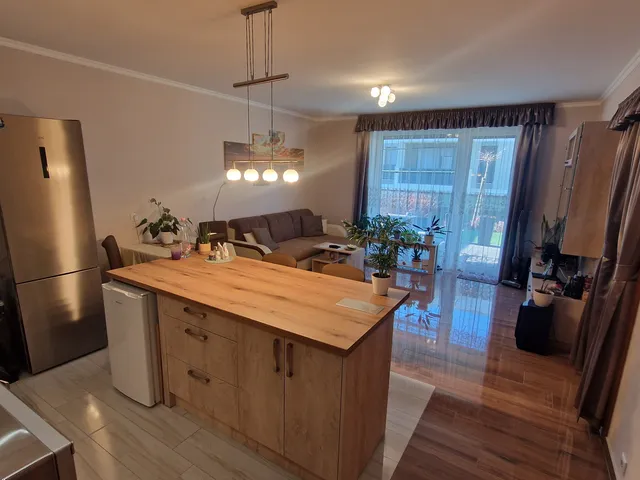 Eladó lakás Győr, Szabadhegy 73 nm