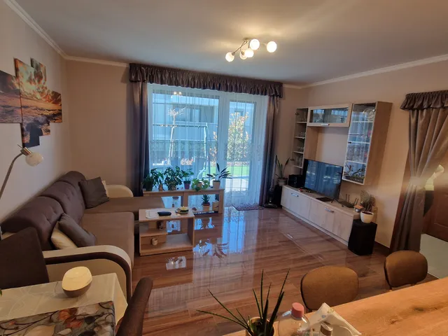 Eladó lakás Győr, Szabadhegy 73 nm