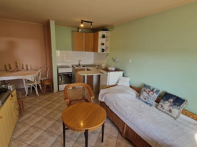 Eladó lakás Győr, Nádorváros 39 nm