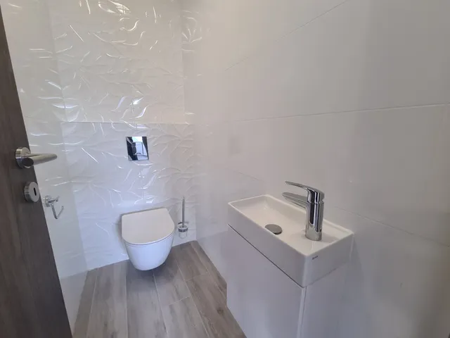 Kiadó lakás Győr, Nádorváros 63 nm