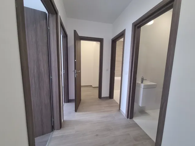 Kiadó lakás Győr, Nádorváros 118 nm