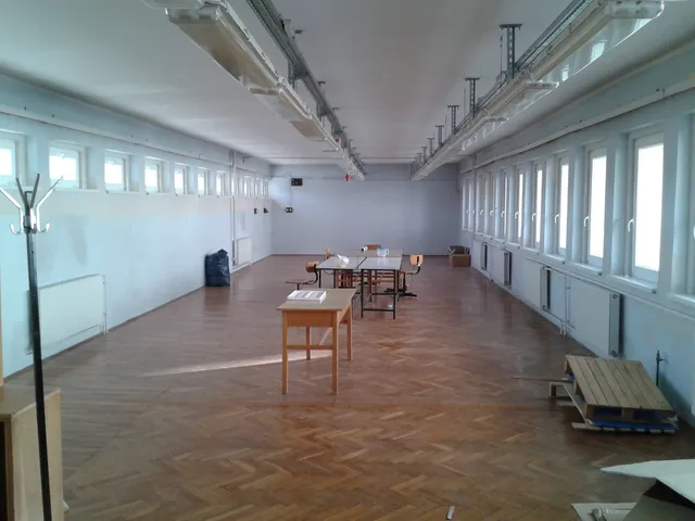 Eladó kereskedelmi és ipari ingatlan Győr, Gyárváros 1600 nm