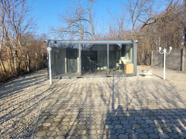 Kiadó kereskedelmi és ipari ingatlan Győr, Gyárváros 40 nm