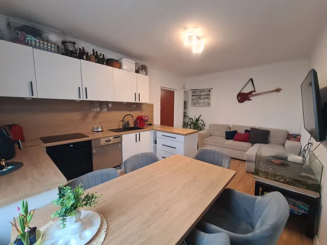 Eladó lakás Győr, Adyváros, Tihanyi 53 nm