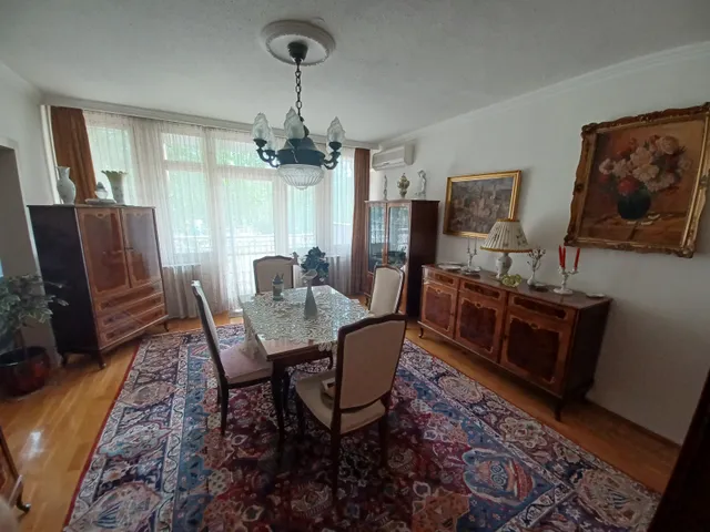 Eladó lakás Győr, Belváros, Batthyány-tér 93 nm