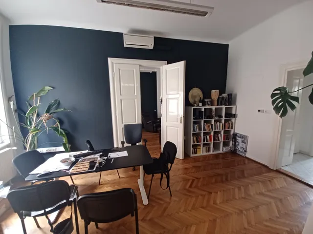 Eladó kereskedelmi és ipari ingatlan Győr, Belváros, Árpád 113 nm