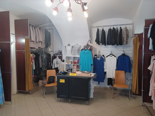 Eladó kereskedelmi és ipari ingatlan Győr, Belváros, Baross Gábor 36 nm