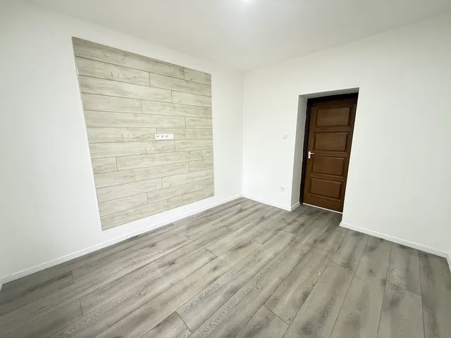 Eladó lakás Paks 85 nm