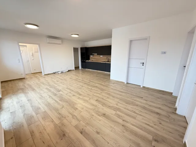 Kiadó lakás Paks 75 nm