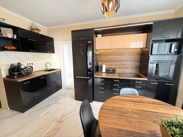 Eladó lakás Paks 65 nm