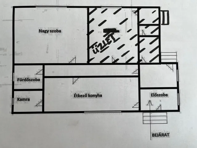 Eladó kereskedelmi és ipari ingatlan Hajdúsámson 88 nm