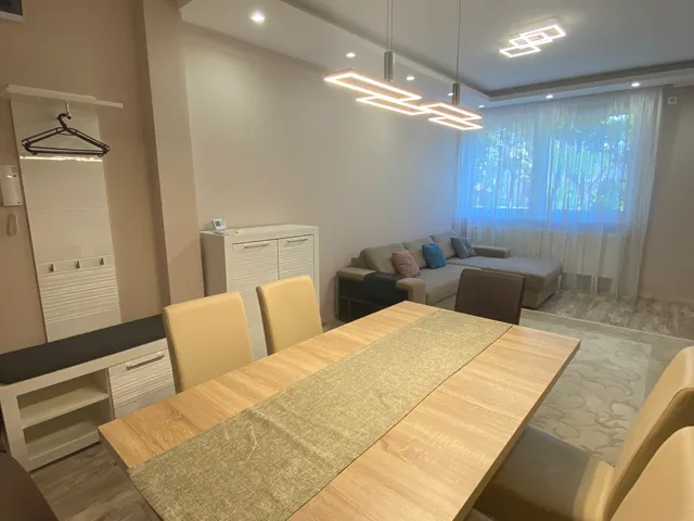 Kiadó lakás Debrecen, Libakert, Honvéd utca 71 nm