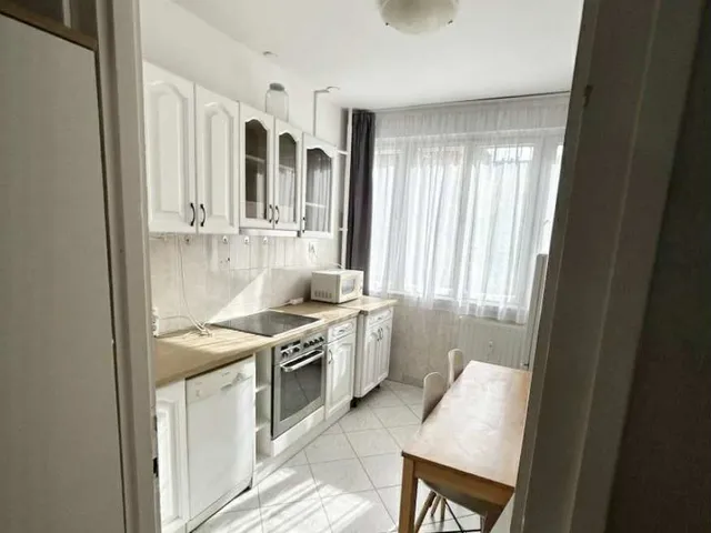 Kiadó lakás Debrecen, Nagyerdő 55 nm