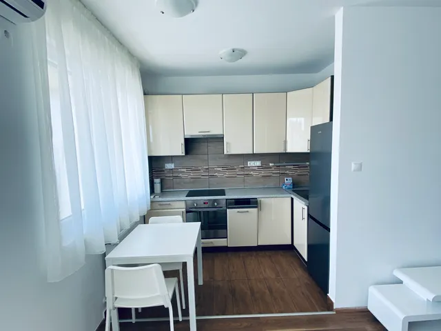 Eladó lakás Debrecen, Egyetemváros 50 nm