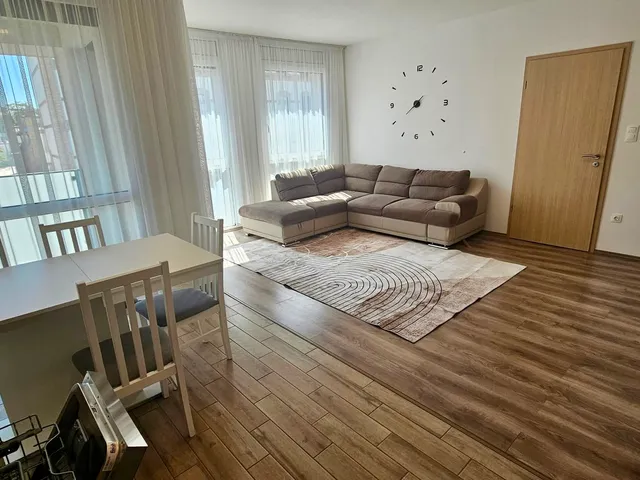 Kiadó lakás Debrecen, Belváros 70 nm