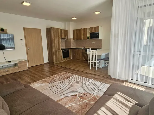 Kiadó lakás Debrecen, Belváros 70 nm
