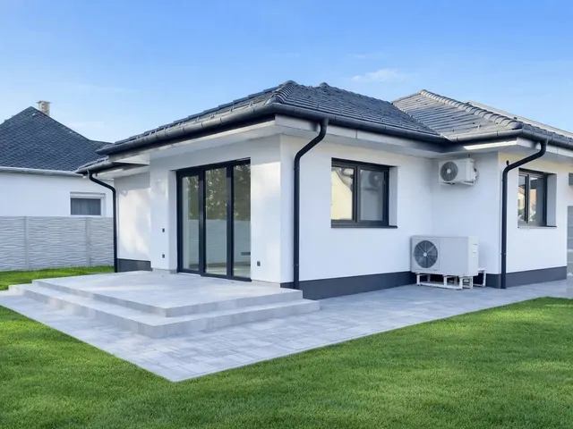 Eladó ház Debrecen, Józsa 114 nm