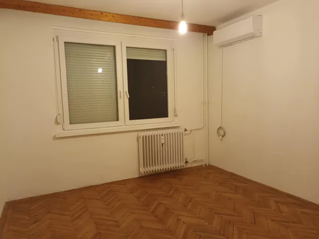 Eladó lakás Debrecen, Vénkert 70 nm