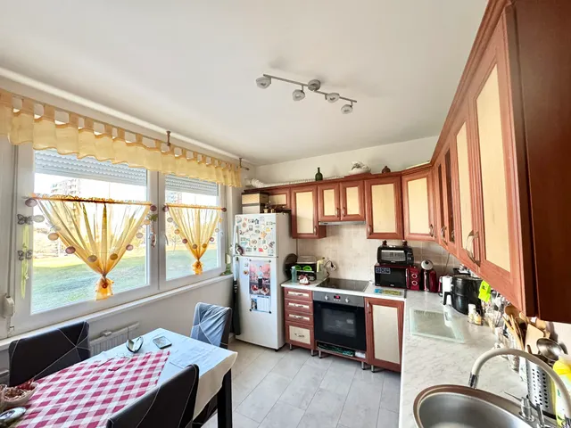 Eladó lakás Debrecen, Tócóskert, István út 53 nm