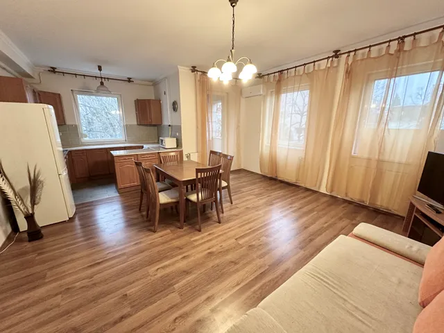 Eladó lakás Debrecen, Nagyerdő 68 nm