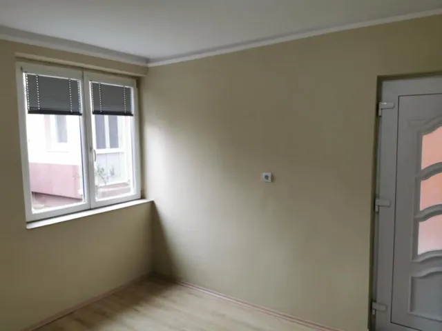 Eladó lakás Debrecen, Nagyerdő 21 nm