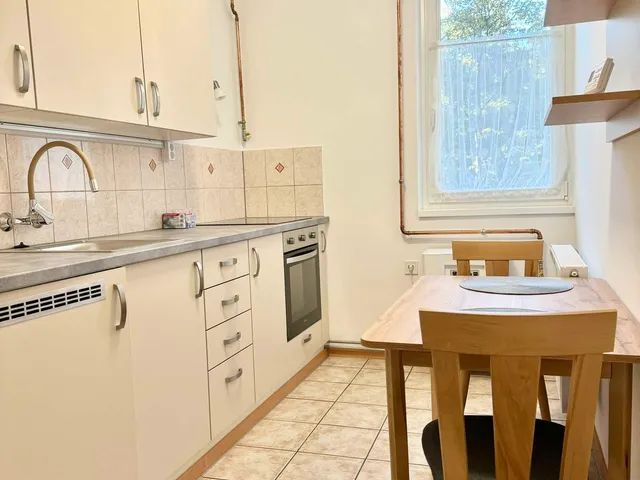 Kiadó lakás Debrecen, Sestakert, Mikszáth Kálmán utca 7 55 nm