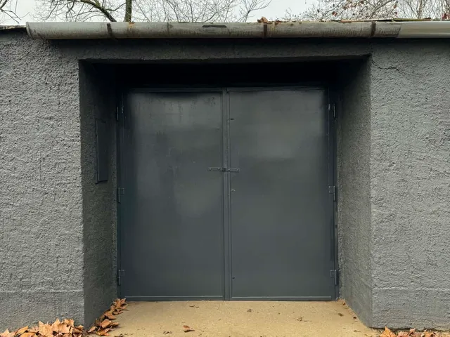 Eladó garázs Debrecen, Dobozikert, Boka Károly u. 15 nm