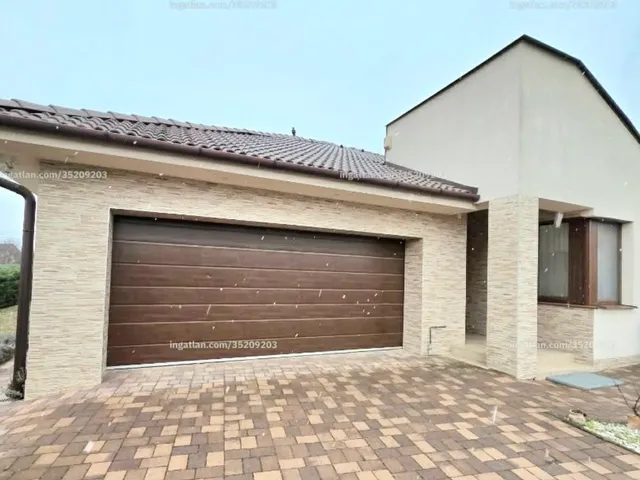 Kiadó ház Debrecen, Lencztelep 140 nm