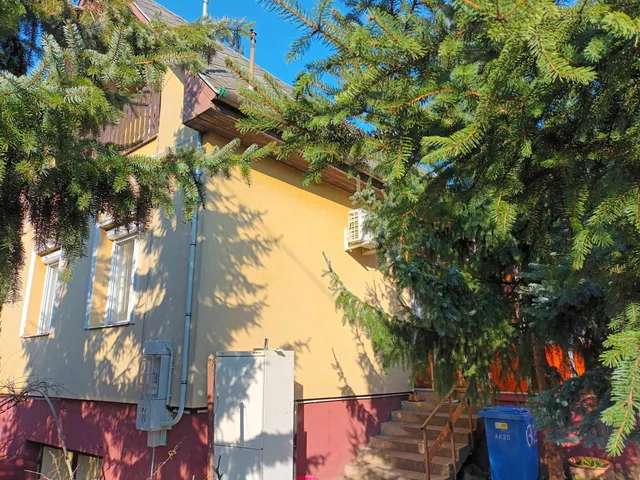 Kiadó ház Debrecen, Kismacs 100 nm