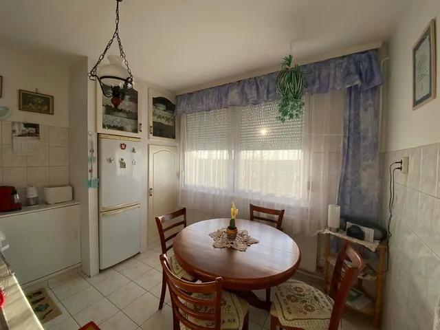 Eladó lakás Debrecen, Hatvan utcai kert 65 nm