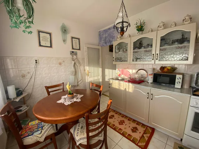 Eladó lakás Debrecen, Hatvan utcai kert 65 nm