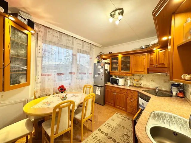 Eladó lakás Debrecen, Tócóskert, Derék u. 72 nm