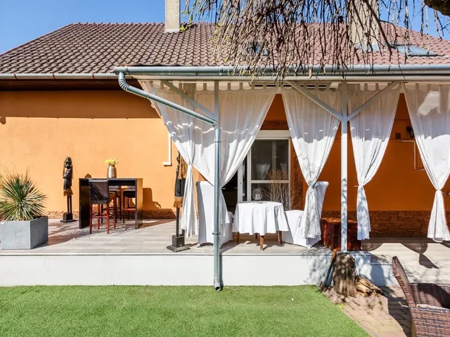 Eladó ház Debrecen, Hatvan utcai kert, Kishegyesi út 156 nm