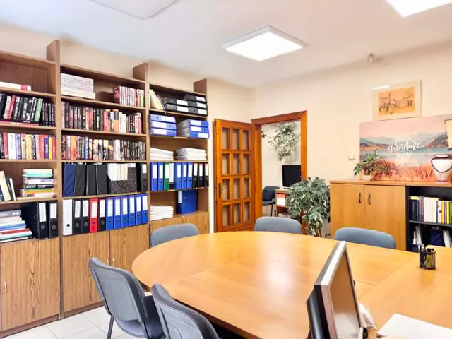 Eladó lakás Debrecen, Wesselényi-lakótelep, Teleki utca 79 nm