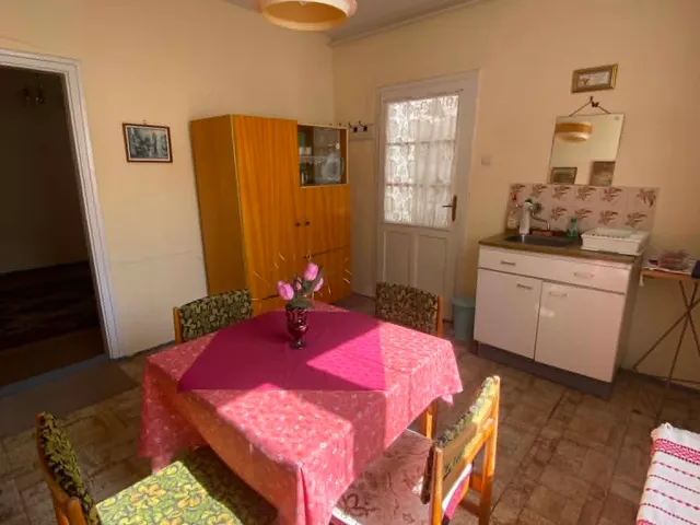 Eladó ház Debrecen, Nagyerdőalja 38 nm