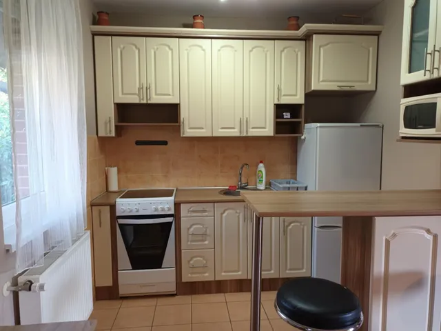 Kiadó lakás Debrecen, Belváros, Sarló utca 34 nm