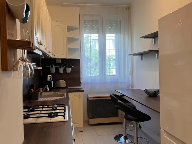 Kiadó lakás Debrecen, Libakert, Szegfű utca 55 nm