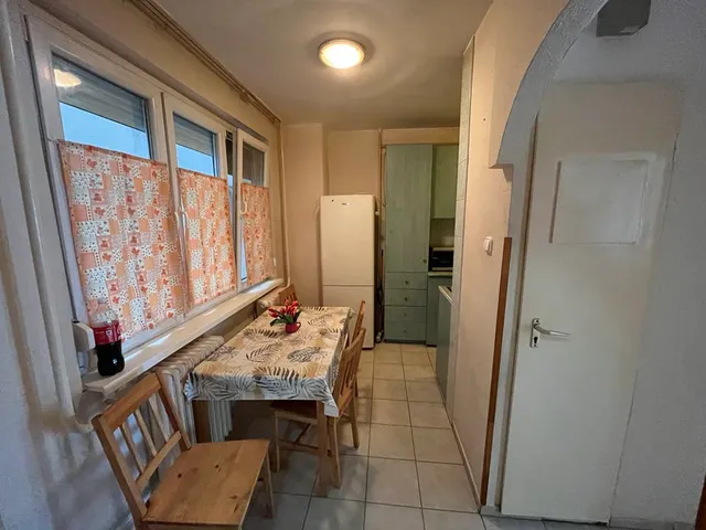 Eladó lakás Dunaújváros, Római városrész 57 nm