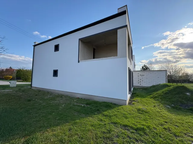 Eladó ház Polgárdi 160 nm