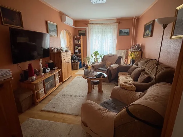 Eladó lakás Székesfehérvár, Szedreskert 60 nm