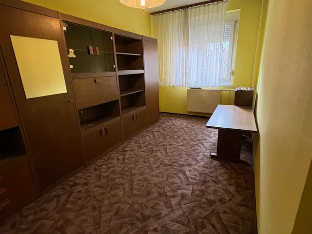 Eladó lakás Székesfehérvár, Palotaváros 49 nm