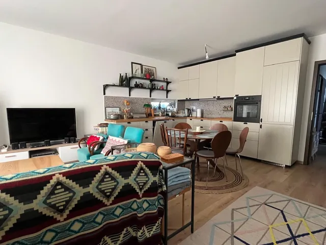 Eladó lakás Velence 79 nm