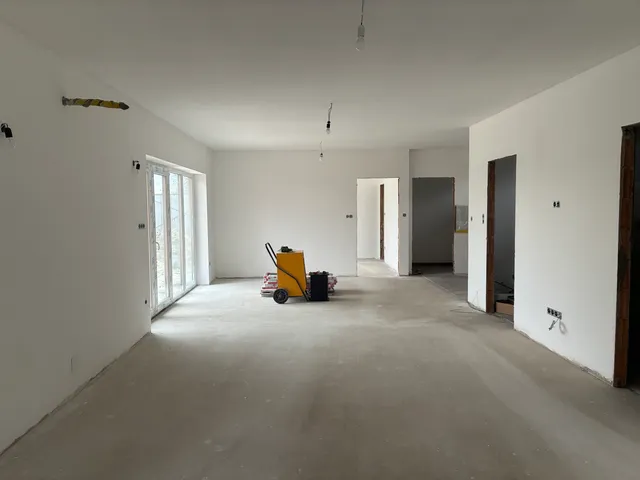 Eladó ház Úrhida 127 nm